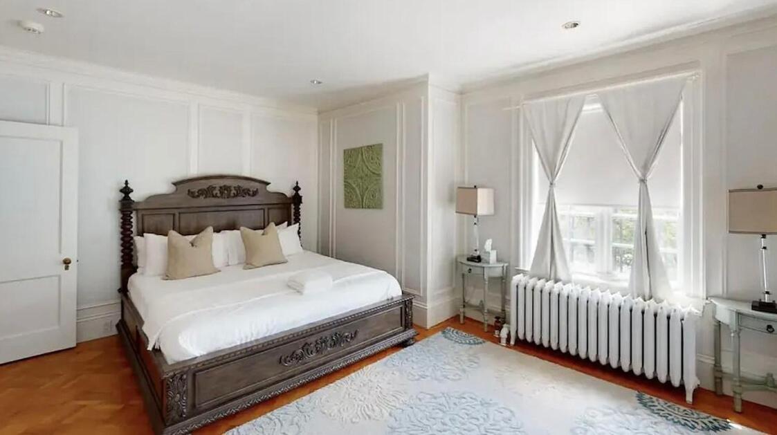 Gorgeous 5 Bedroom Boston Home Chestnut Hill Εξωτερικό φωτογραφία