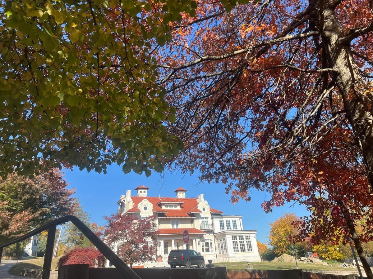 Gorgeous 5 Bedroom Boston Home Chestnut Hill Εξωτερικό φωτογραφία