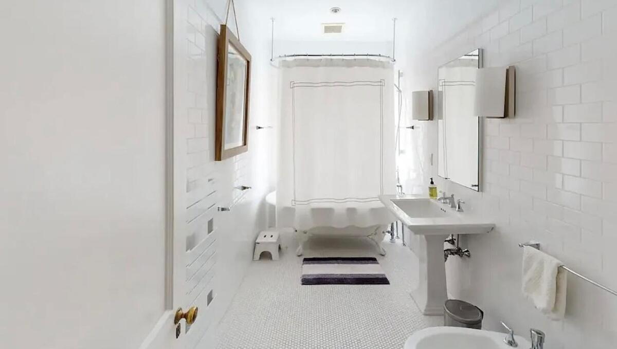 Gorgeous 5 Bedroom Boston Home Chestnut Hill Εξωτερικό φωτογραφία